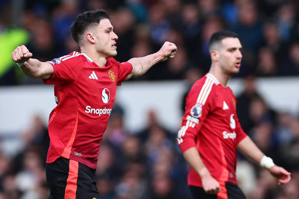 MU thoát thua hú vía trên sân Everton ảnh 26