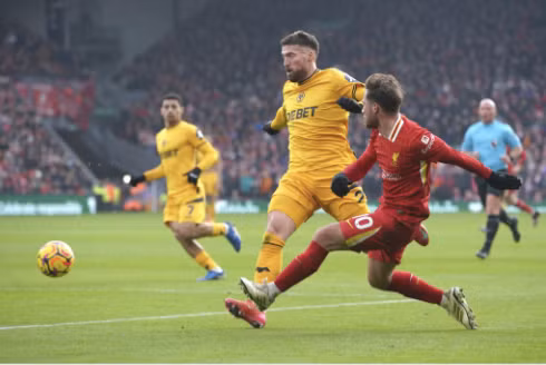 Liverpool thắng nhẹ Wolves trong ngày Salah ghi bàn thứ 101 tại Anfield ảnh 16 Liverpool thắng nhẹ Wolves trong ngày Salah ghi bàn thứ 101 tại Anfield ảnh 16