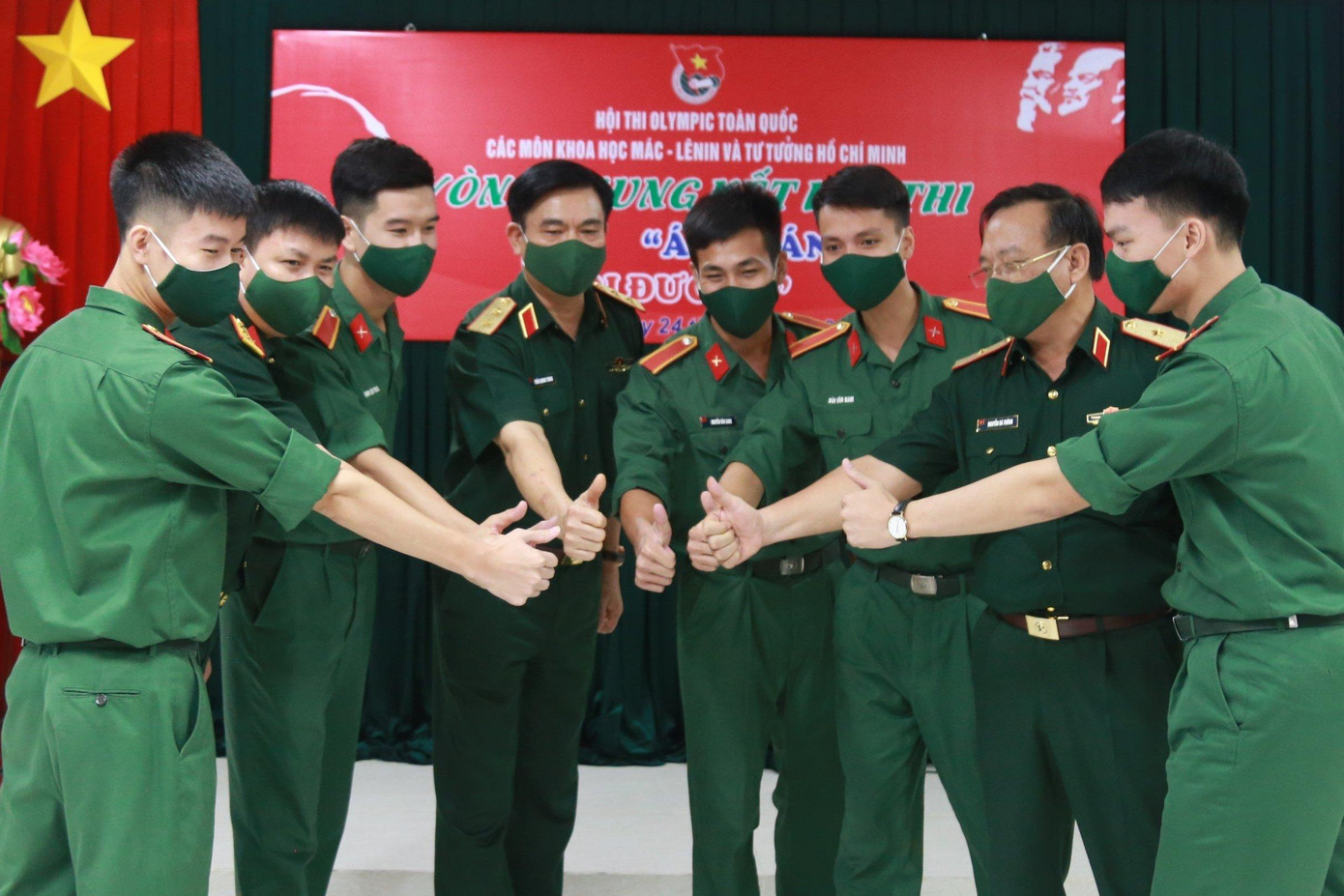 Ban Thanh niên Quân đội giành giải Nhất Hội thi "Ánh sáng soi đường" lần thứ 4, năm 2021. Ban Thanh niên Quân đội giành giải Nhất Hội thi "Ánh sáng soi đường" lần thứ 4, năm 2021.