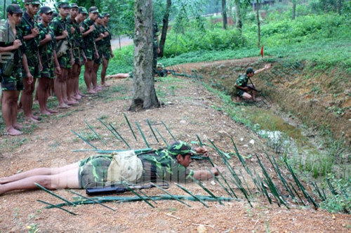  Kiên trì khắc phục vật cản trên đường đột nhập vào mục tiêu 