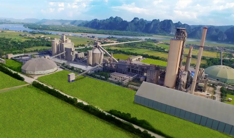 Nhà máy Xi măng sông Gianh COSEVCO đầu tư hơn 3.200 tỷ đồng tại xã Tiến Hoá, huyện Tuyên Hoá đã bán cho doanh nghiệp Thái Lan.