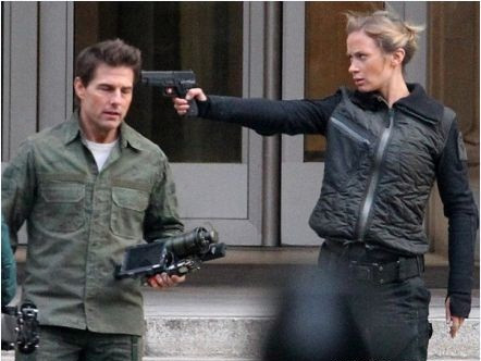 Tom Cruise trong một phân cảnh của bộ phim All You Need Is Kill