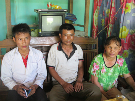 Ngô Văn Thuận và bố mẹ, trước lúc nhập học