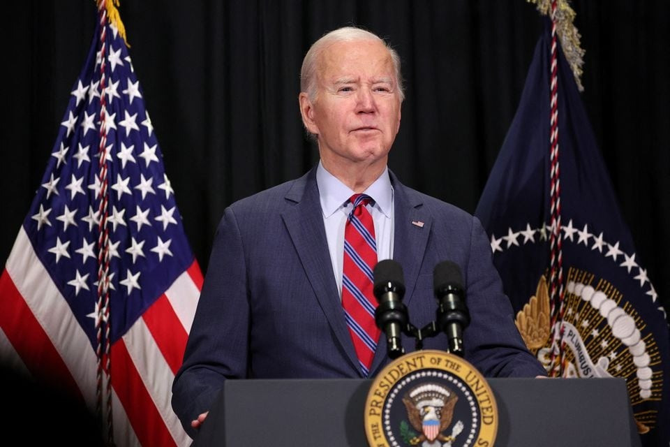 Tổng thống Mỹ Joe Biden họp báo sau khi phong trào Hamas thả nhóm con tin đầu tiên. Ảnh: Reuters Tổng thống Mỹ Joe Biden họp báo sau khi phong trào Hamas thả nhóm con tin đầu tiên. Ảnh: Reuters