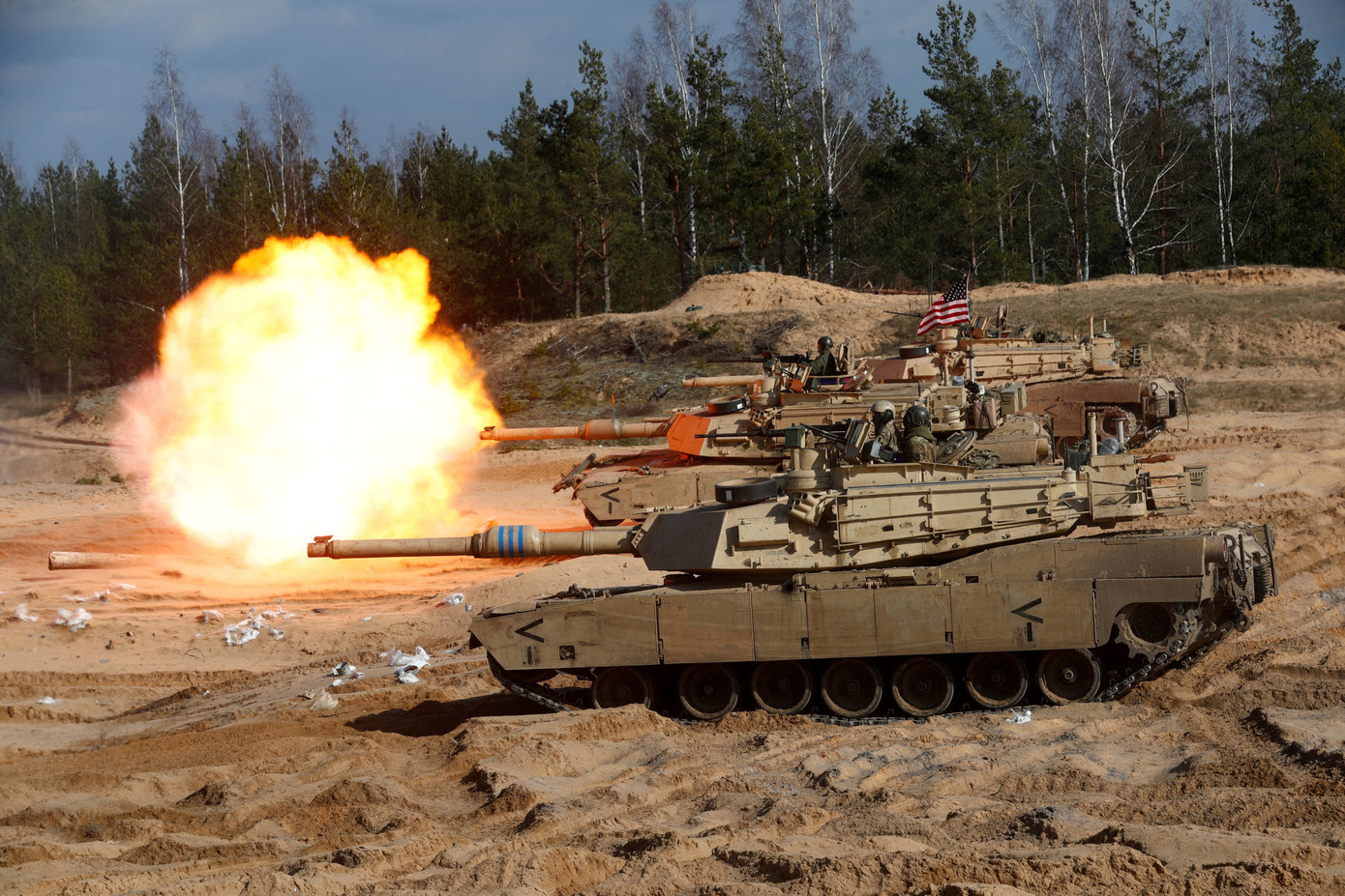 Xe tăng M1A1 Abrams. Ảnh: Reuters