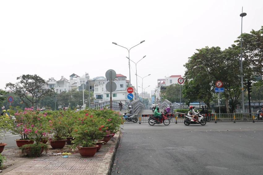 Cầu Trần Khánh Dư, nối quận 1 và quận Phú Nhuận từng rất ùn ứ.
