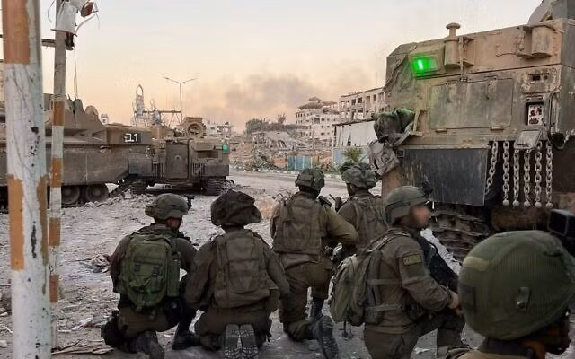 Quân đội Israel hoạt động ở Dải Gaza ngày 11/11. Ảnh: IDF