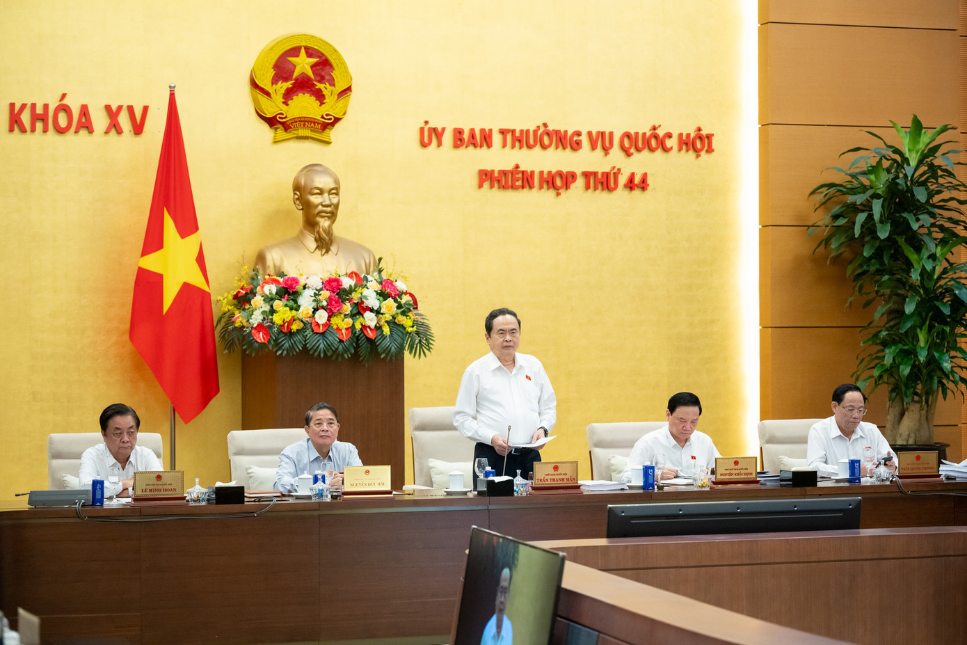 Phiên họp Ủy ban Thường vụ Quốc hội sẽ chia làm hai đợt, cho ý kiến nhiều nội dung quan trọng, cấp bách. Ảnh: QH