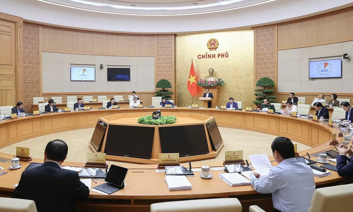 Phiên họp Chính phủ chuyên đề về xây dựng pháp luật tháng 4 năm 2025. Ảnh: Nhật Bắc