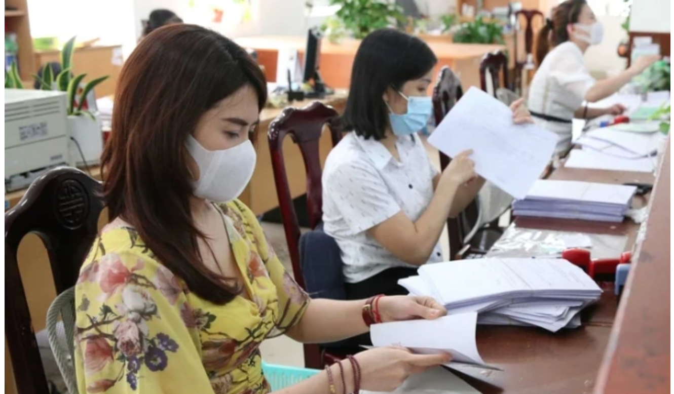 Đến hết năm 2024, số lượng cán bộ, công chức cấp xã là 212.606 người (Ảnh minh họa)