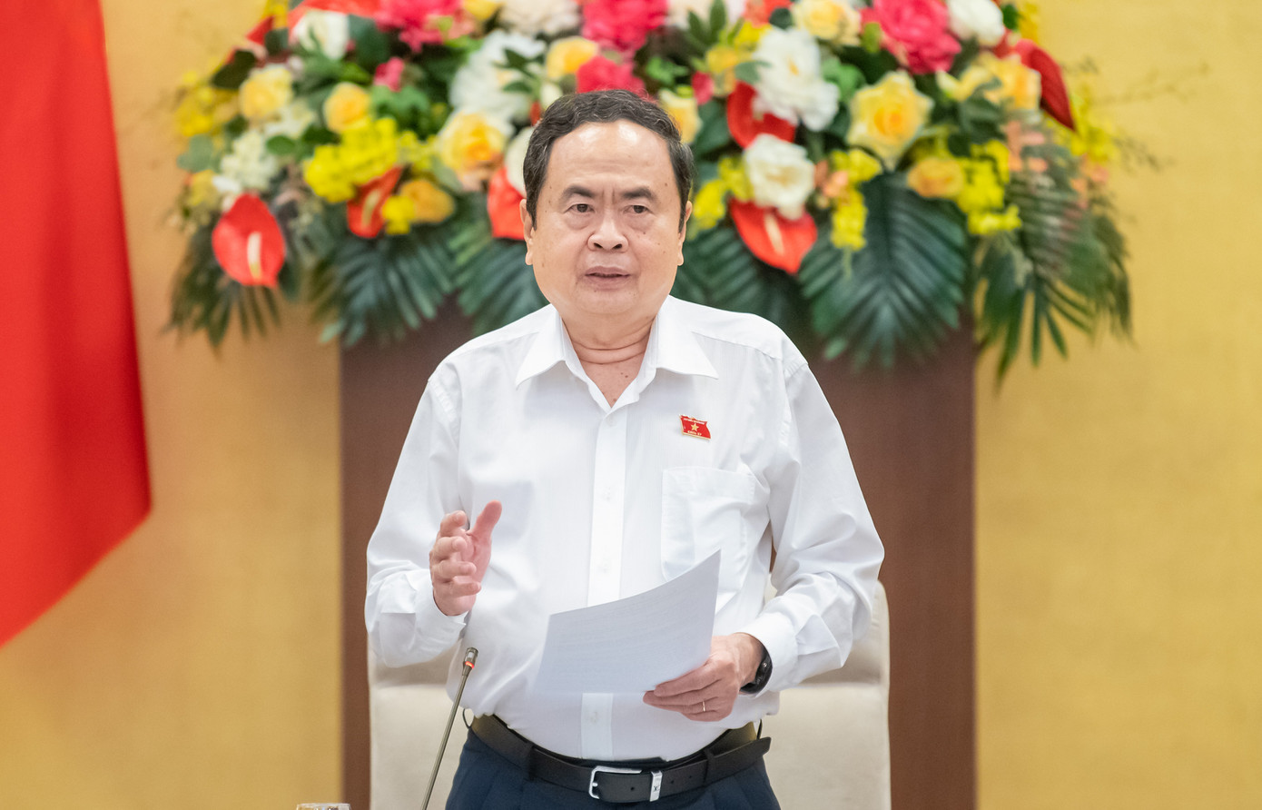 Chủ tịch Quốc hội Trần Thanh Mẫn phát biểu tại phiên họp Ủy ban Thường vụ Quốc hội. Chủ tịch Quốc hội Trần Thanh Mẫn phát biểu tại phiên họp Ủy ban Thường vụ Quốc hội.