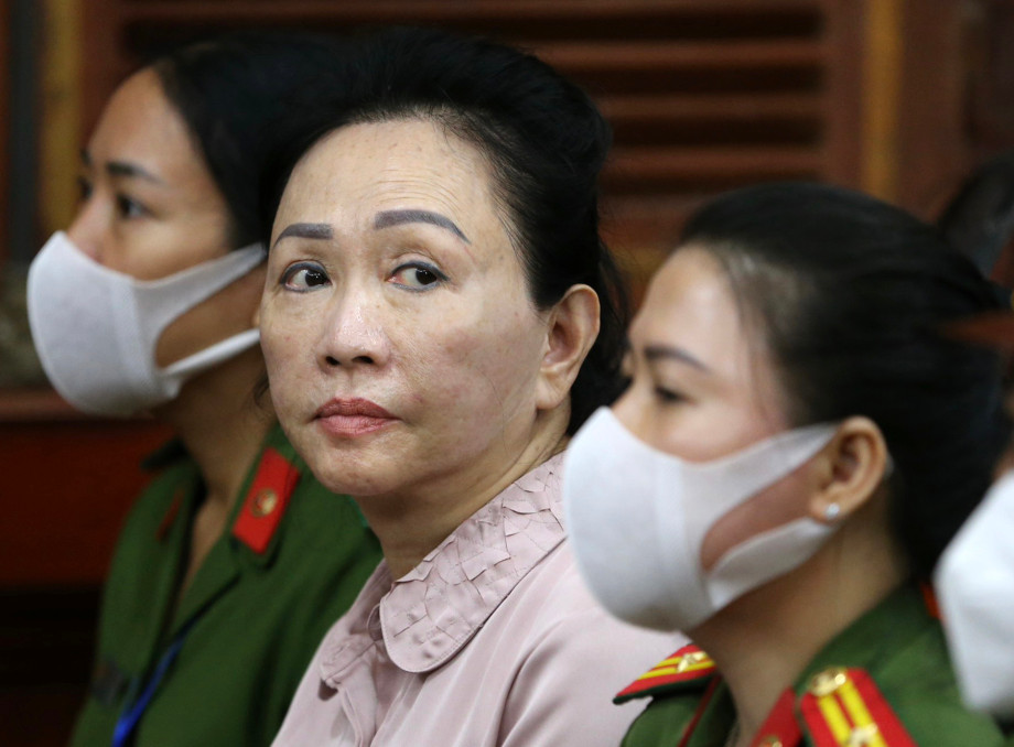 Thành lập Ban chỉ đạo liên ngành tổ chức thu hồi tài sản bị chiếm đoạt trong vụ án Vạn Thịnh Phát. Thành lập Ban chỉ đạo liên ngành tổ chức thu hồi tài sản bị chiếm đoạt trong vụ án Vạn Thịnh Phát.