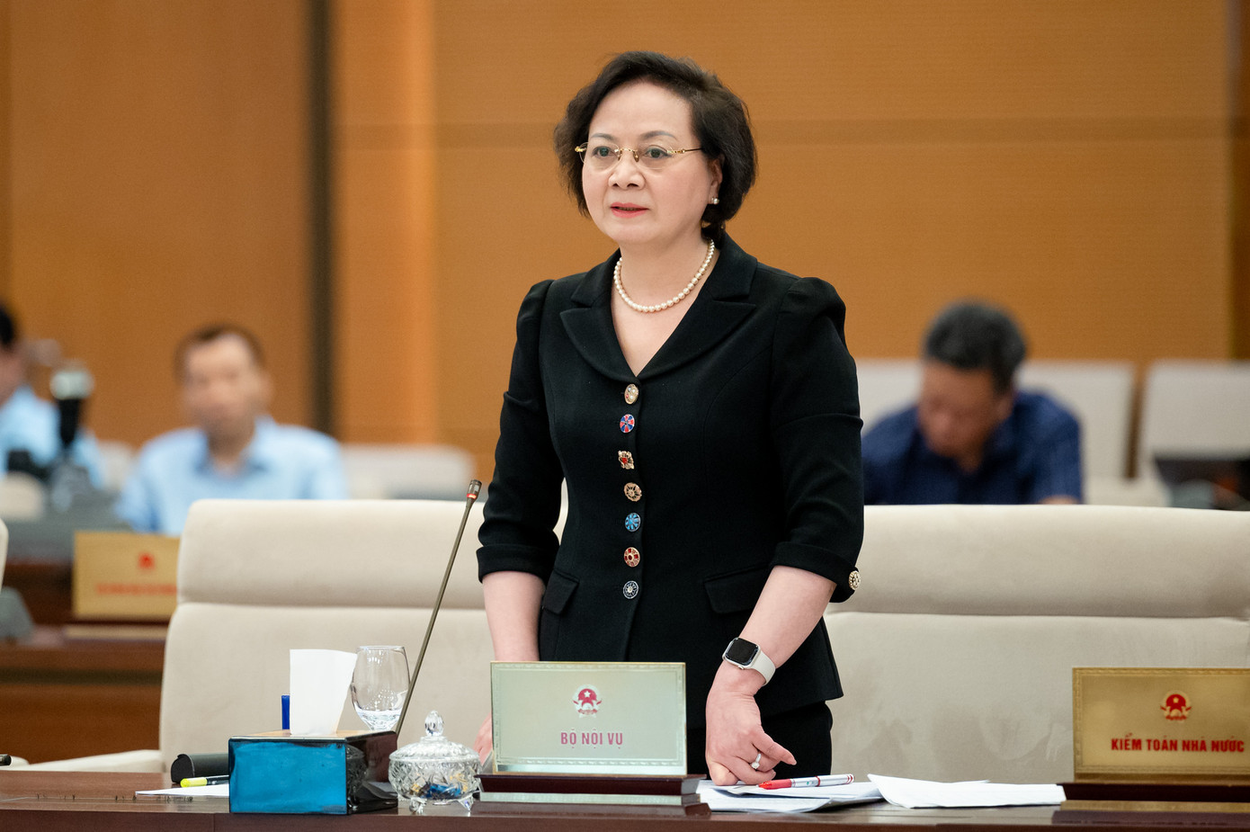 Bộ trưởng Nội vụ Phạm Thị Thanh Trà tại phiên họp Ủy ban Thường vụ Quốc hội. Bộ trưởng Nội vụ Phạm Thị Thanh Trà tại phiên họp Ủy ban Thường vụ Quốc hội.