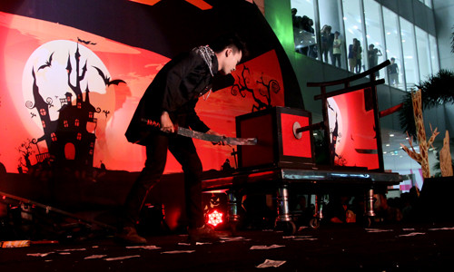 Thu hút nhiều người là màn ảo thuật 