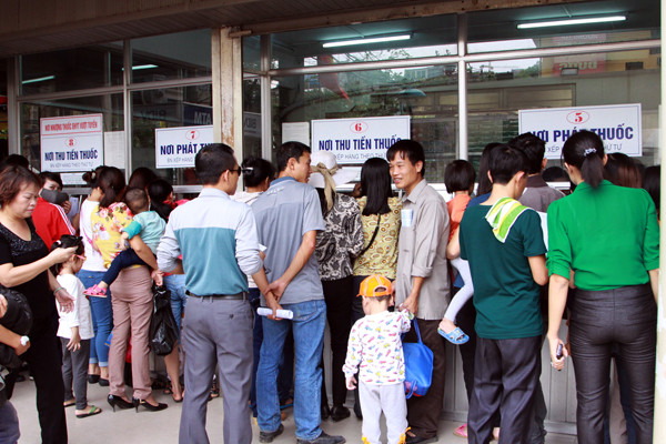 Khu vực chờ thanh toán tiền thuốc