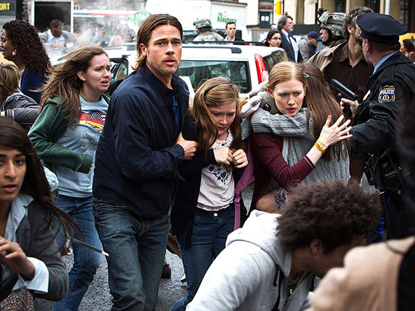 Brad Pitt trở thành người hùng thầm lặng trong bộ phim hành động, kinh dị 