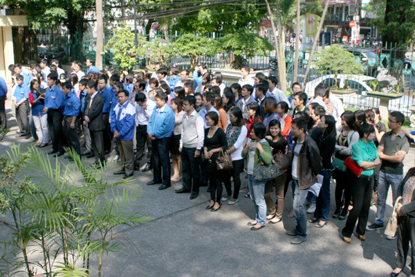 Hàng trăm cán bộ, nhân viên T.Ư Đoàn có mặt tại buổi lễ