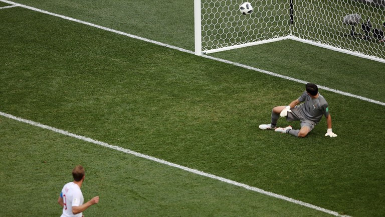 Anh vào vòng 1/8 World Cup sau màn 'dội bom' kinh hoàng ảnh 32