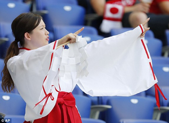 Nhật Bản vào vòng 1/8 World Cup nhờ ít thẻ vàng ảnh 11