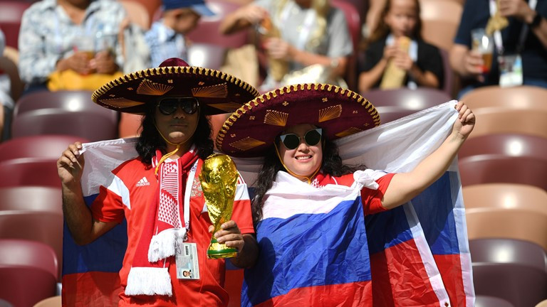 Thắng nghẹt thở Tây Ban Nha bằng 'đấu súng', Nga tiến vào tứ kết ảnh 3