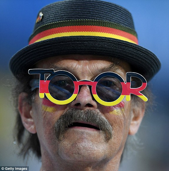 Toni Kroos ghi tuyệt phẩm, giải cứu tuyển Đức khỏi 'cửa tử' ảnh 11