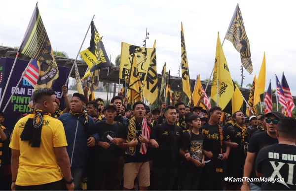 Chủ nhà Malaysia bị Thái Lan cầm hòa ở bán kết lượt đi AFF Cup ảnh 1