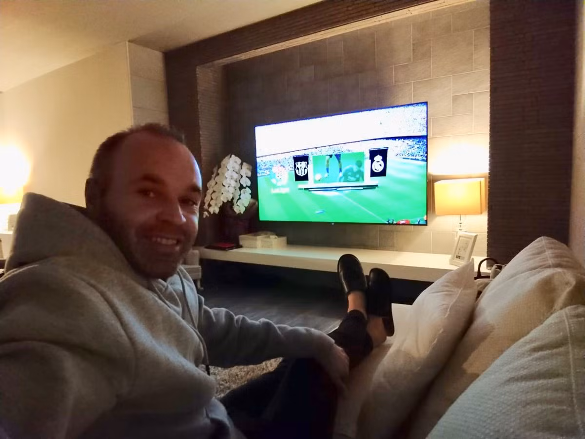 Suarez lập hat-trick, Barcelona vùi dập Real Madrid ở Siêu kinh điển ảnh 12