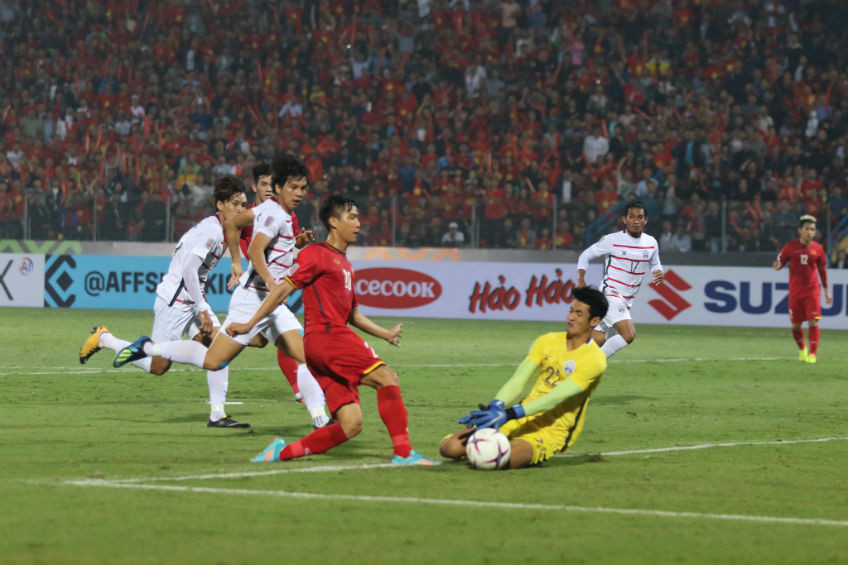 Thắng Campuchia 3-0, tuyển Việt Nam vào bán kết AFF Cup ảnh 30