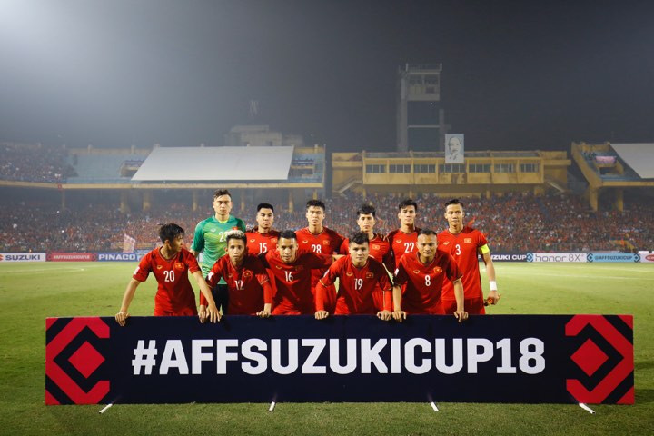 Thắng Campuchia 3-0, tuyển Việt Nam vào bán kết AFF Cup ảnh 25