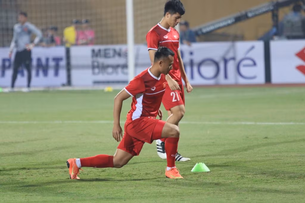Thắng Campuchia 3-0, tuyển Việt Nam vào bán kết AFF Cup ảnh 19