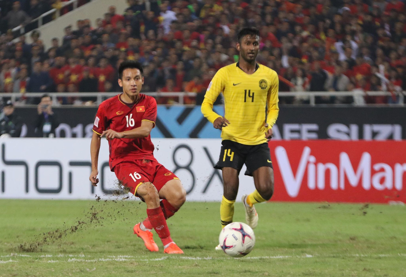 Tuyển Việt Nam vô địch AFF Cup 2018 sau 10 năm chờ đợi ảnh 8