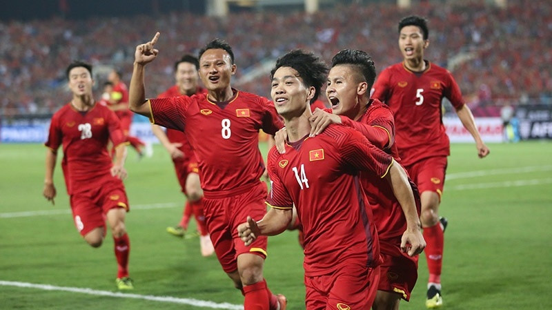 Tuyển Việt Nam vô địch AFF Cup 2018 sau 10 năm chờ đợi ảnh 44 Tuyển Việt Nam vô địch AFF Cup 2018 sau 10 năm chờ đợi ảnh 44