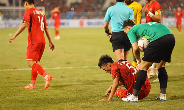 Tuyển Việt Nam vô địch AFF Cup 2018 sau 10 năm chờ đợi ảnh 1