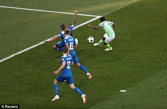 Nigeria hạ Iceland 2-0, Argentina thêm cơ hội ở lại World Cup ảnh 19