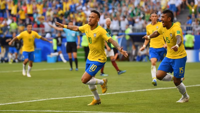 HLV Brazil bênh vực Neymar trước các chỉ trích 'ăn vạ' ảnh 1