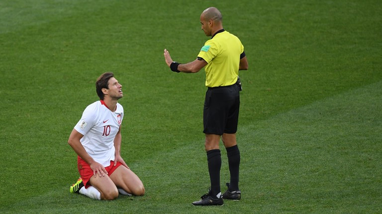 Hàng thủ chơi tệ, Ba Lan thua đau Senegal trận ra quân World Cup ảnh 11