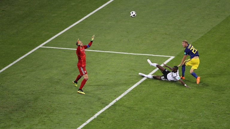 Toni Kroos ghi tuyệt phẩm, giải cứu tuyển Đức khỏi 'cửa tử' ảnh 21