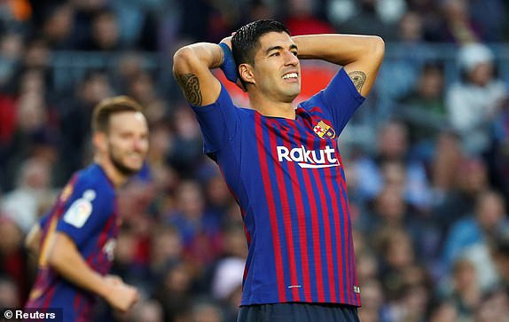 Suarez lập hat-trick, Barcelona vùi dập Real Madrid ở Siêu kinh điển ảnh 17