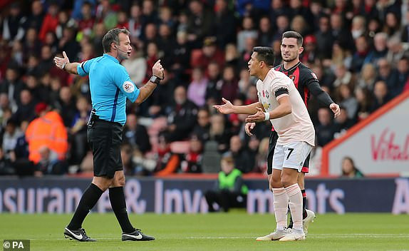 Rashford 'nổ súng' phút bù giờ, M.U ngược dòng hạ Bournemouth ảnh 10