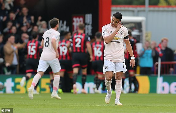 Rashford 'nổ súng' phút bù giờ, M.U ngược dòng hạ Bournemouth ảnh 11