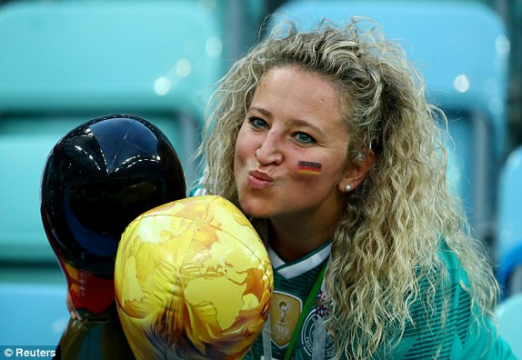 Toni Kroos ghi tuyệt phẩm, giải cứu tuyển Đức khỏi 'cửa tử' ảnh 10