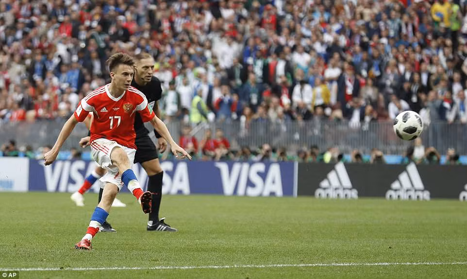 Vì sao Juventus cần ngôi sao tuyển Nga Golovin? ảnh 4