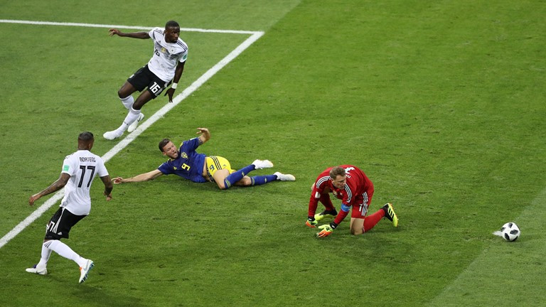 Toni Kroos ghi tuyệt phẩm, giải cứu tuyển Đức khỏi 'cửa tử' ảnh 18