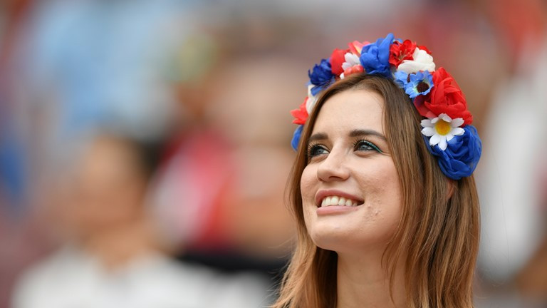 Thắng nghẹt thở Tây Ban Nha bằng 'đấu súng', Nga tiến vào tứ kết ảnh 5