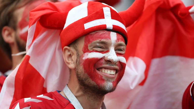 Hòa nhạt nhẽo, Pháp và Đan Mạch dắt tay nhau vào vòng 1/8 ảnh 11