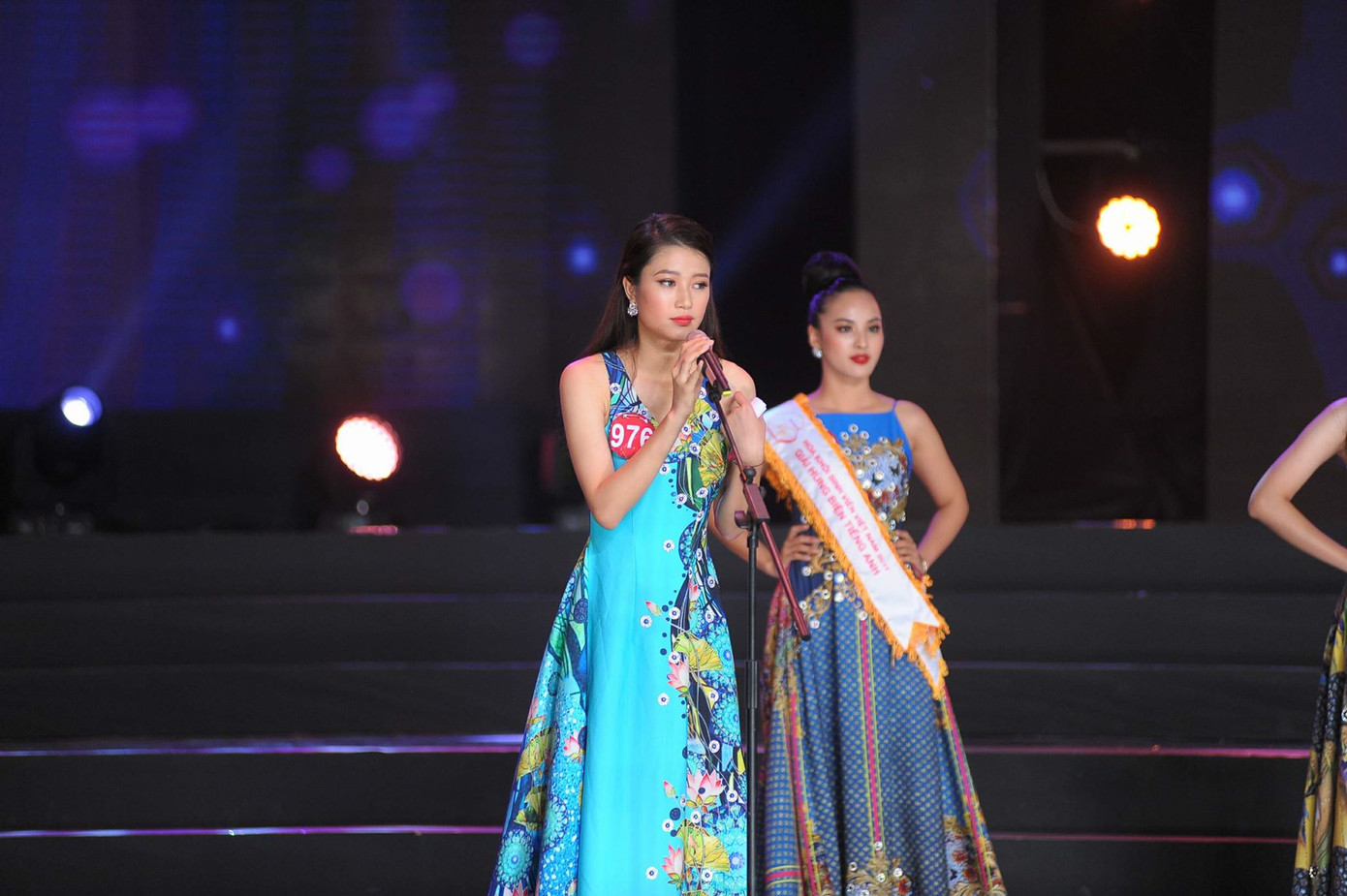 Phạm Thu Hà giành Hoa khôi Sinh viên Việt Nam 2017 ảnh 9