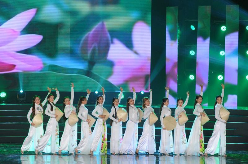 Phạm Thu Hà giành Hoa khôi Sinh viên Việt Nam 2017 ảnh 39