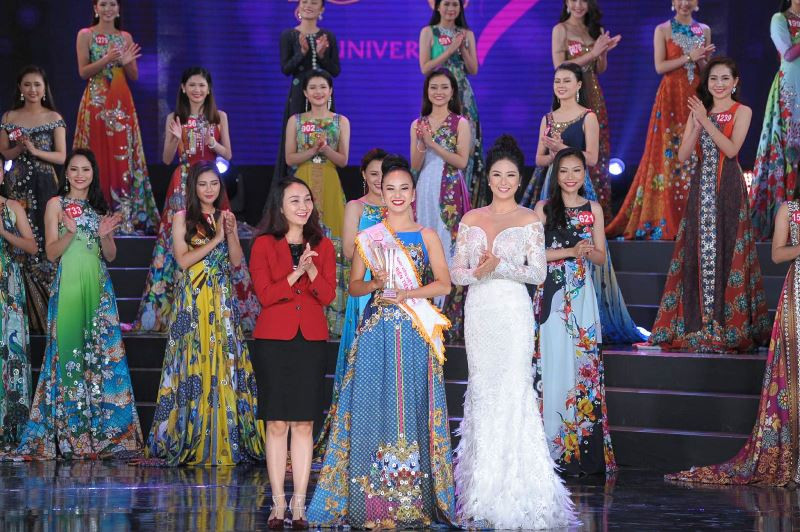Phạm Thu Hà giành Hoa khôi Sinh viên Việt Nam 2017 ảnh 10