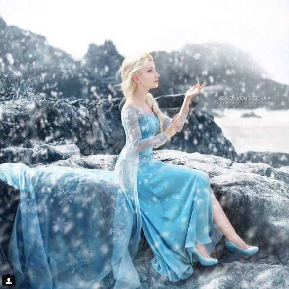 Mỹ nữ Brazil than khổ vì quá giống Nữ hoàng băng giá ảnh 1