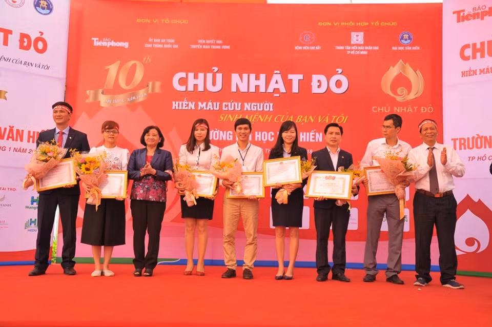 Chủ Nhật Đỏ 2018: Triệu con tim hoà chung nhịp đập ảnh 52